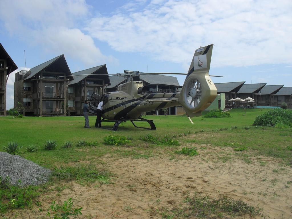 Laya Safari Resorts & Spa Yala Kültér fotó